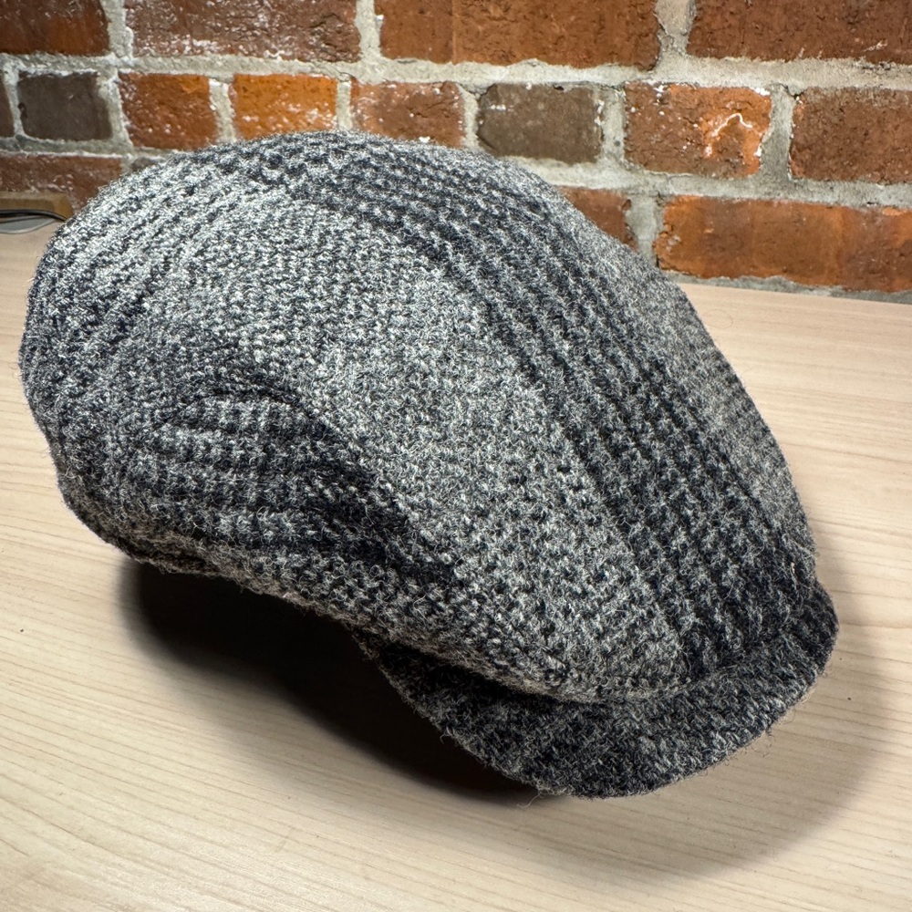 Wigens Gray Plaid Cap With Earflaps. 61